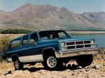 GMC Suburban 1983 года